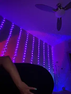 thebrattygoddess' Webcam Show