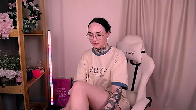 KittySofa's Webcam Show