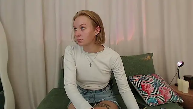SweetyNiki's Webcam Show