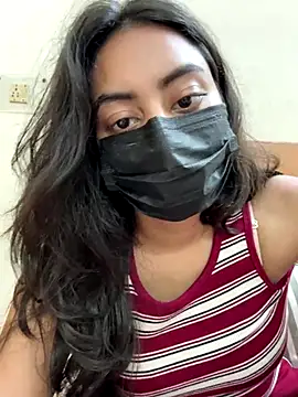 Simmi_00's Webcam Show