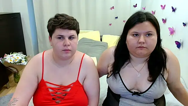 BeckyAndHellen's Webcam Show