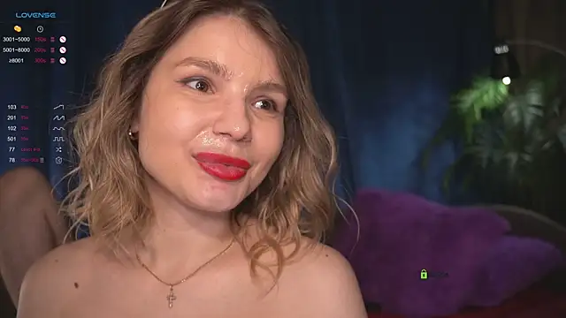 helena_play's Webcam Show