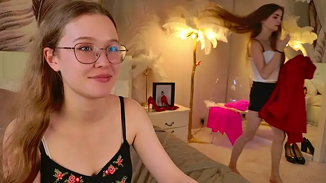 MandyMils' Webcam Show