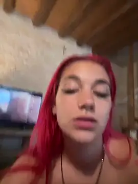 Dollyred's Webcam Show