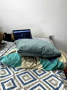 Azhara__Saade's Webcam Show