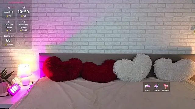 NovaBlissss' Webcam Show