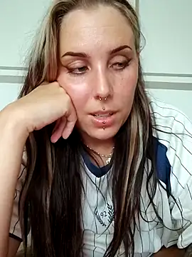 Provocunt's Live XXX Chat