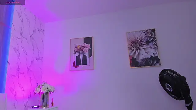 Maddy-Thompson's Webcam Show