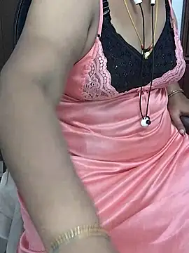 yours-kavaya's Webcam Show