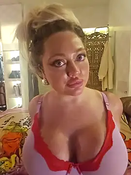 misstitmouseofficial's Webcam Show