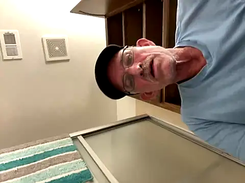 RightSized62's Webcam Show