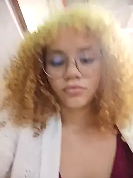 ChurkyQueen_69's Live Sex Cam Show
