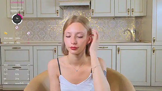 KatieFoulk's Live Sex Cam Show