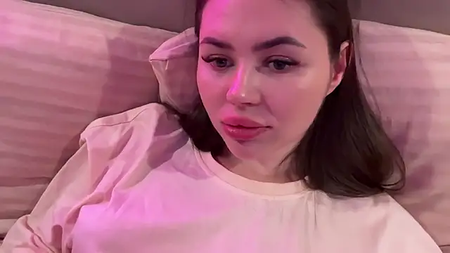 AlmaryKim's Live Chat Room