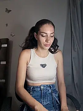 aurelialux's Live Sex Cam Show
