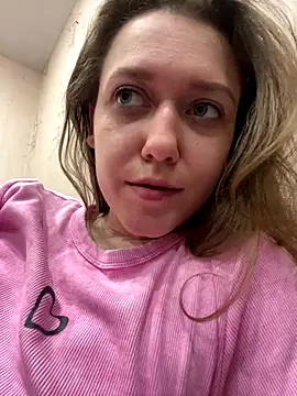 Bambi-Live's Live Sex Cam Show