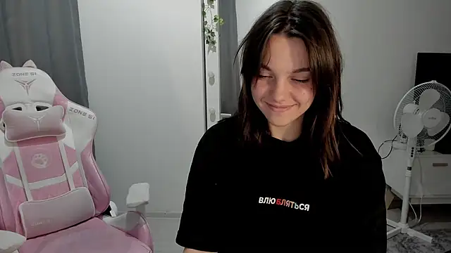 MashkaRay's Live Sex Cam Show