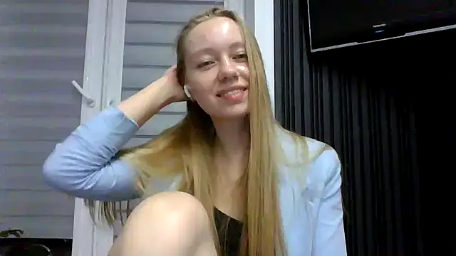 Rynava's Live Sex Cam Show