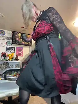 TrenaAnne's Live Sex Cam Show
