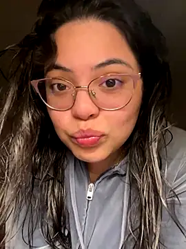 drizzypeach602's Webcam Show