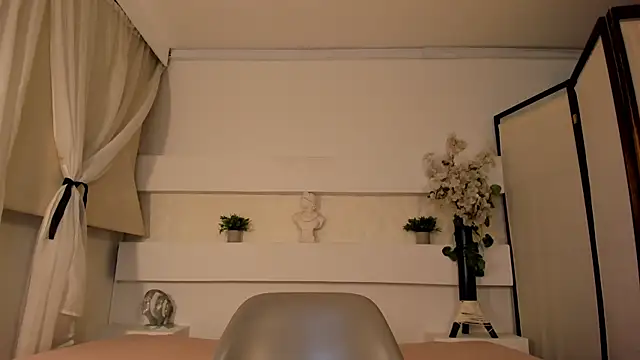 LunaRose15's Webcam Show
