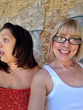 NAWTYClassyBritMILF's Webcam Show