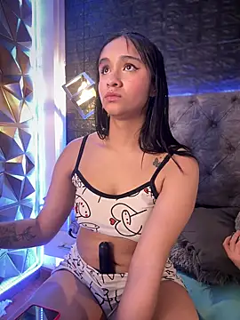 Isaabella_LS' Webcam Show