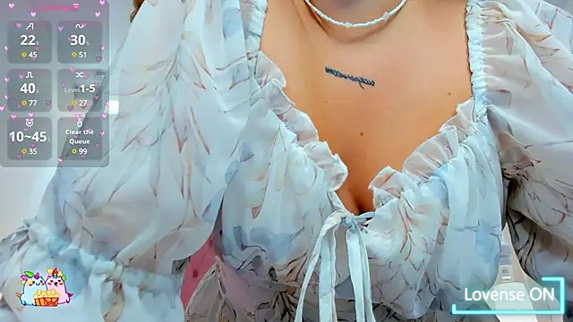 CassieRide's Webcam Show