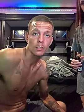 Mrfuckyourbitch42's Webcam Show