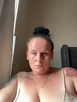 sabrina2335's Webcam Show