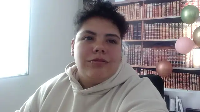 Ivory_Curvy's Webcam Show