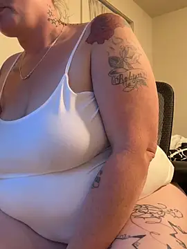 sabrina2335's Webcam Show