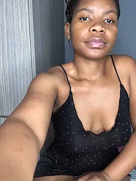 Thick_Shawtyy's Webcam Show