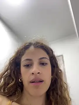 alana15's Webcam Show