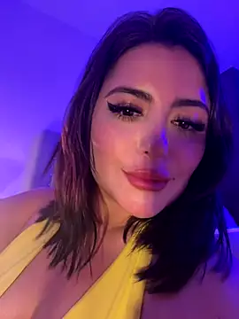 sukhakunis1's Webcam Show