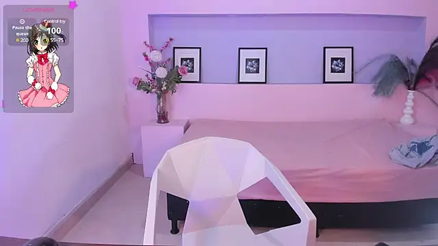 AnaisVelvet7's Webcam Show