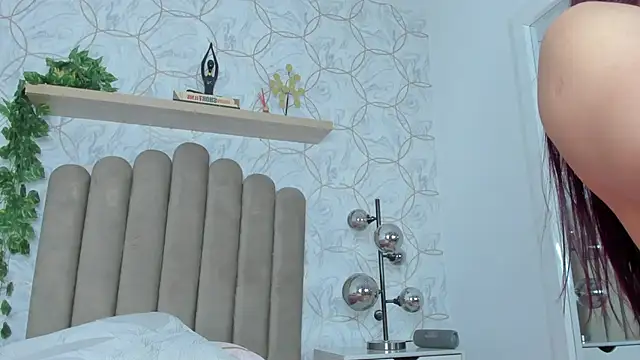 AmyRouse715: �вебкам-шоу