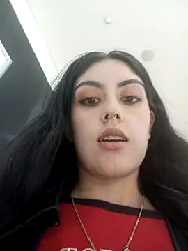 Mazikeen--'s Webcam Show