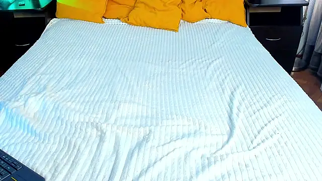just_suka's Webcam Show