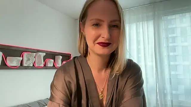 KiraxFate's Webcam Show