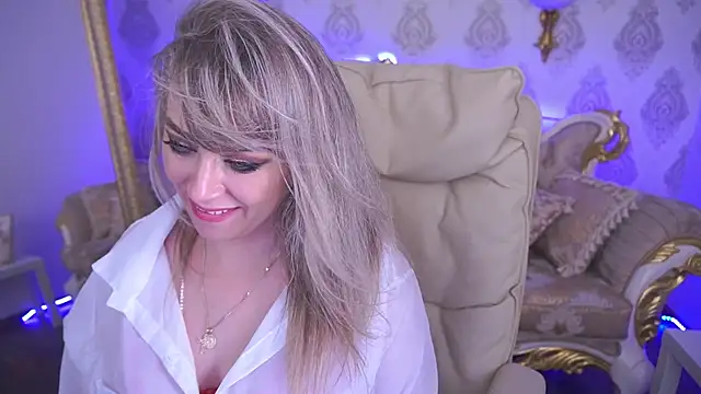 CandyLadyyy's Webcam Show