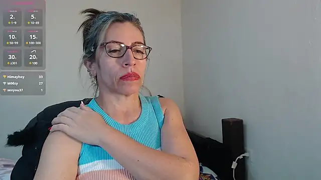 Chayla_Ruiz's Webcam Show