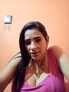 hugeboobs_chantall_'s Webcam Show