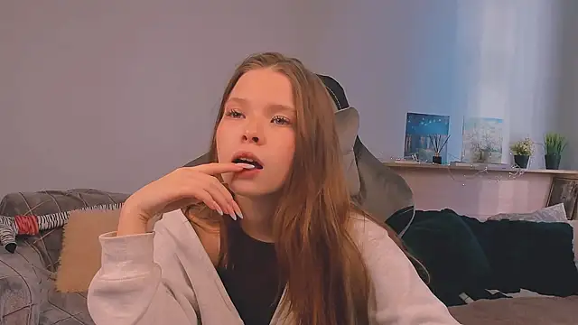 TinysRoses' Webcam Show