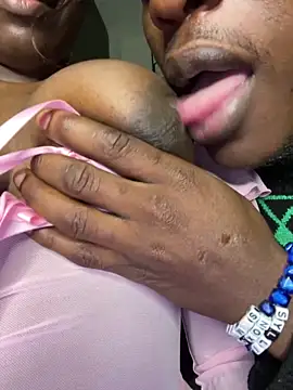 Sexypuremelanin's Webcam Show