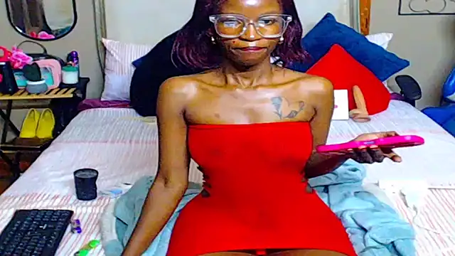 Chocolate_Dainty's Webcam Show