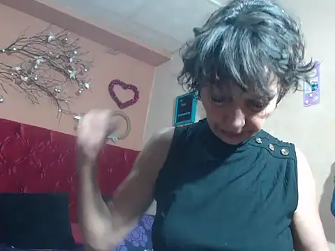 Perla_wondEr's Webcam Show