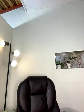 _Alice_1's Webcam Show