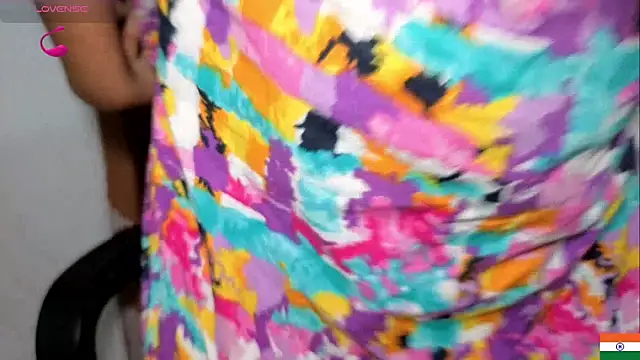 CoupleShowDesi's Webcam Show