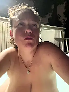 laughingkitty86's Live Sex Cam Show
